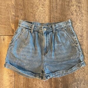 Women’s American Eagle Shorts Size 00